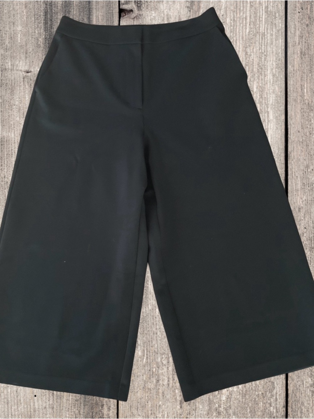 Boden Black Wide Leg Capris / Culottes Size 8 Petite